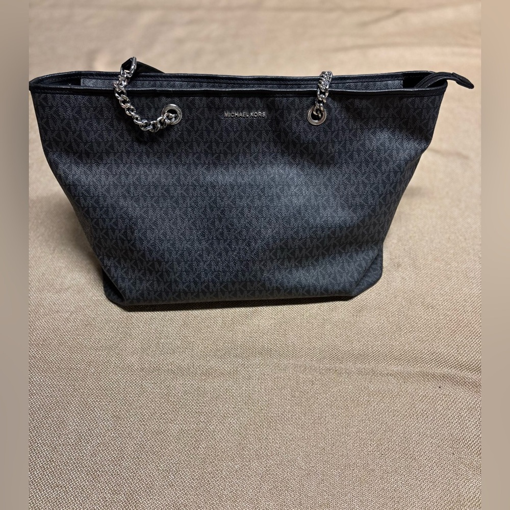 Michael Kors  MK Signature Coated Canvas Tote Black/Gray Straps Need A Fix